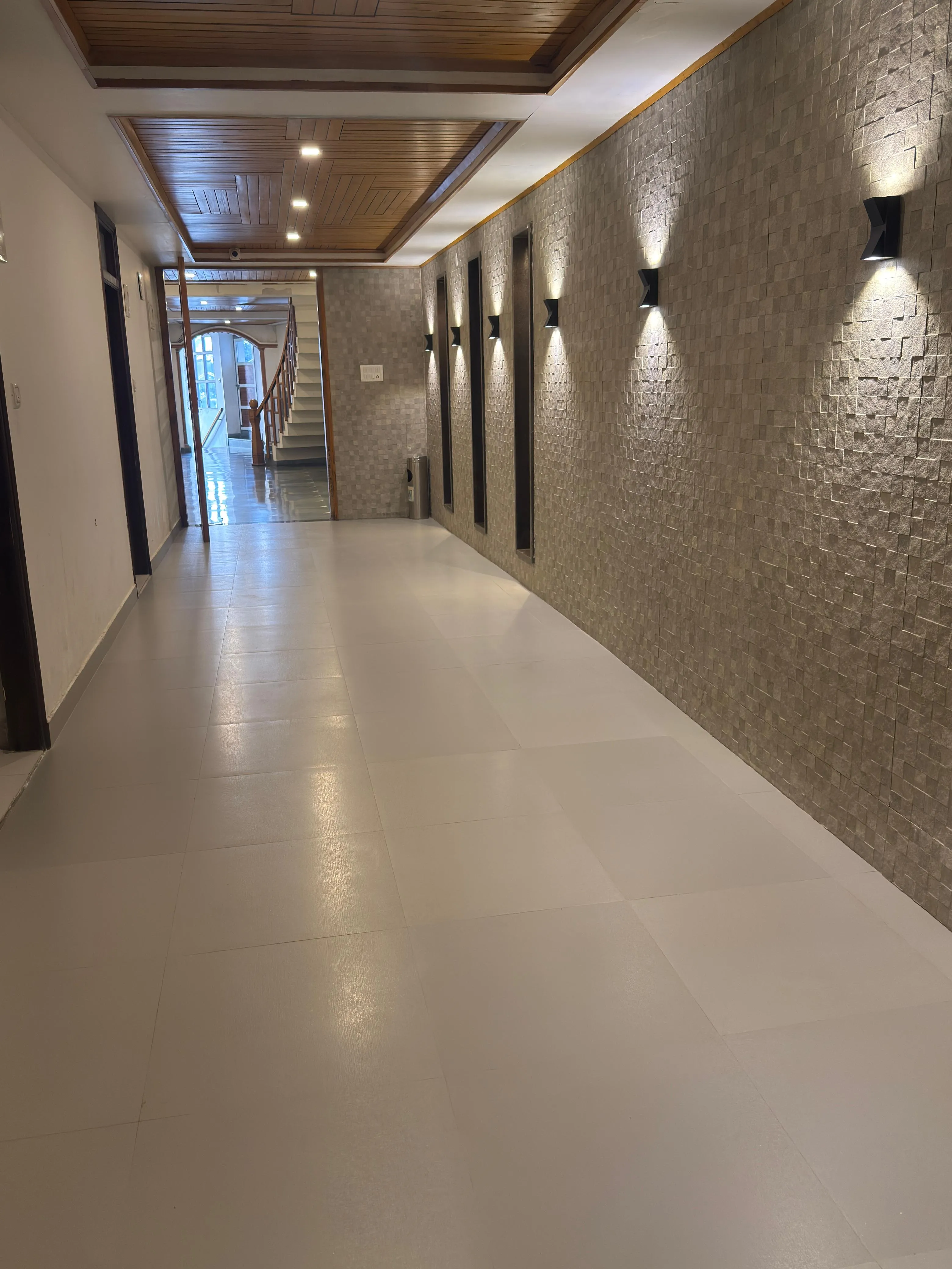 Interior corridor at Hotel Super Star, Dalhousie